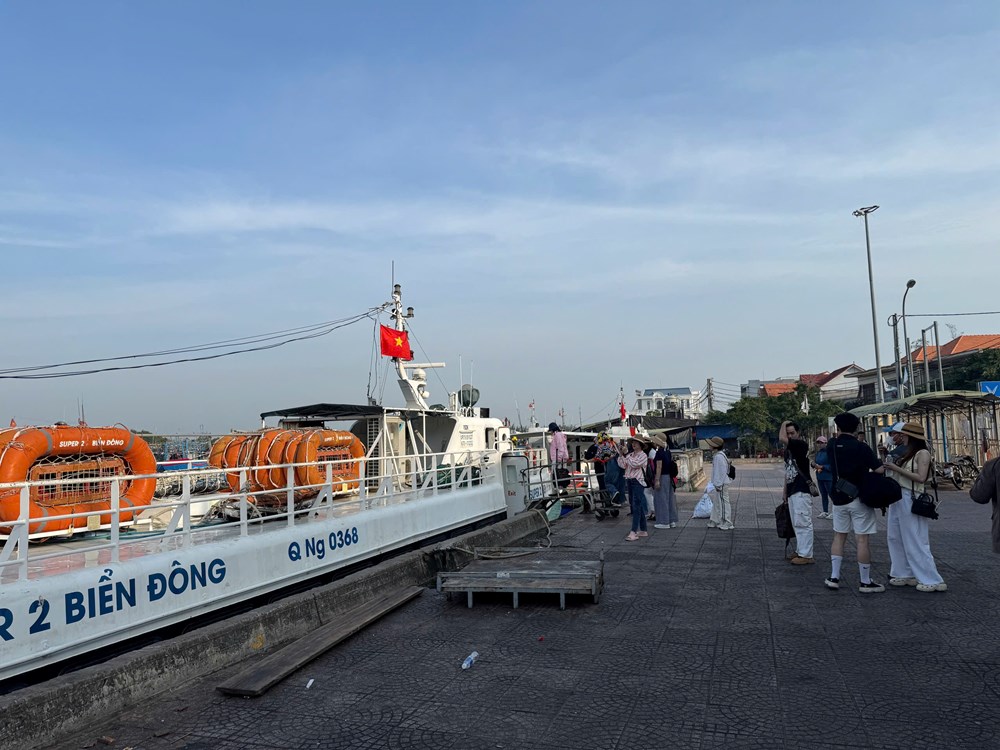 Giá vé tàu Sa Kỳ – Lý Sơn tiếp tục giảm từ ngày 30.3, kích cầu du lịch - ảnh 1